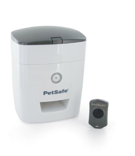 PetSafe Train 'n Praise Dispenser with Remote