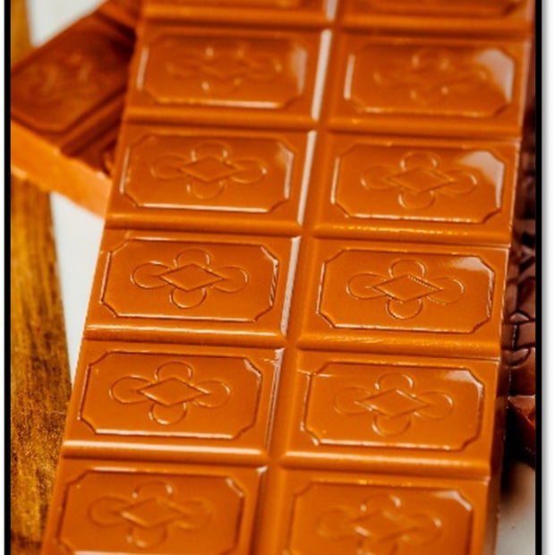 White Chocolate Cranberry Bar - Case of 24 x 100g Bars-0