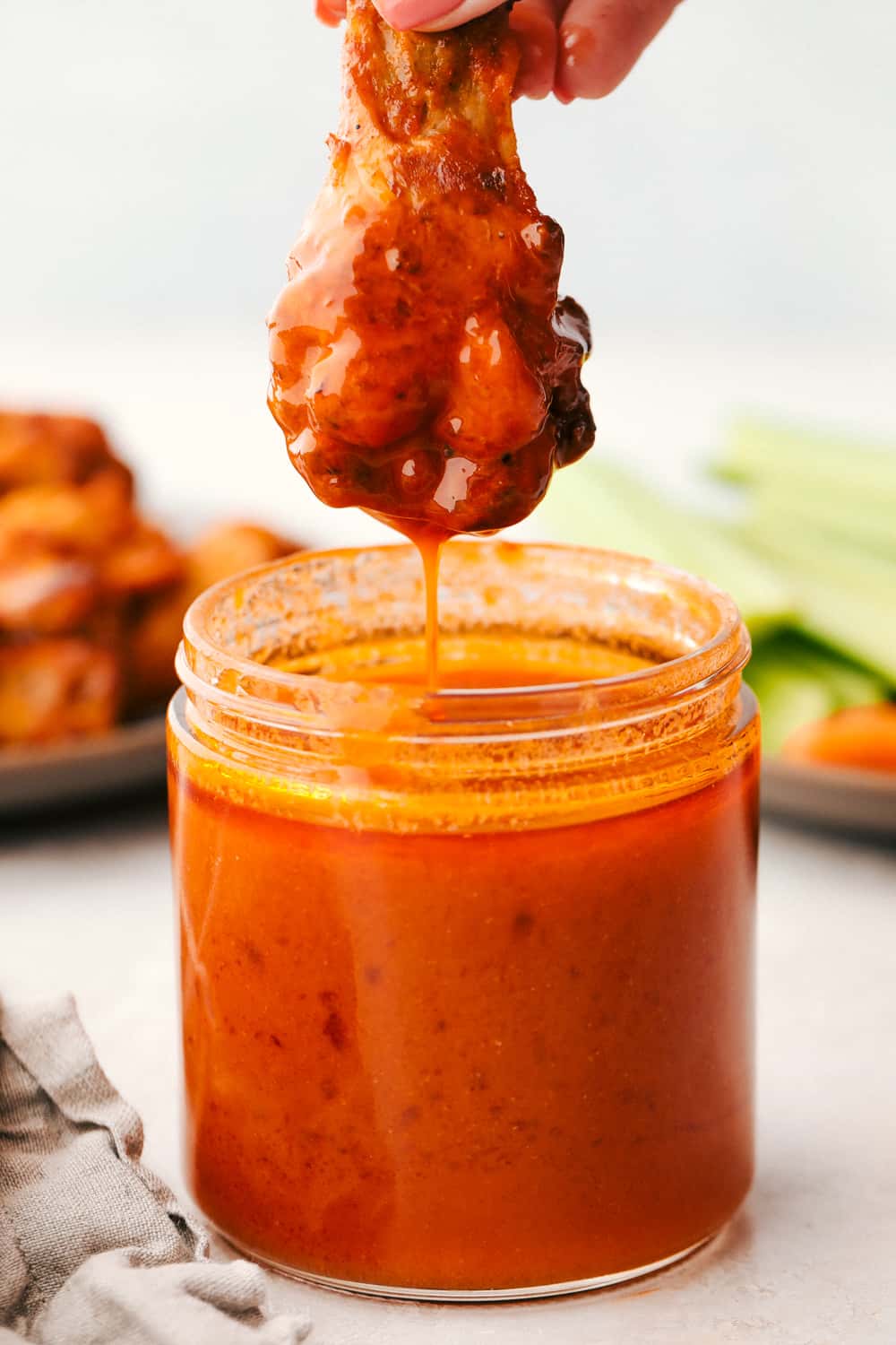 Sauce Hot Buffalo Stye Wing - 2 x 4 L - Sanelfd - Restaurant and Foodservice Ingredients - Canadian Distribution-0