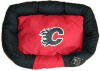 National Hockey League Calgary Flames Pet Bed (Medium)