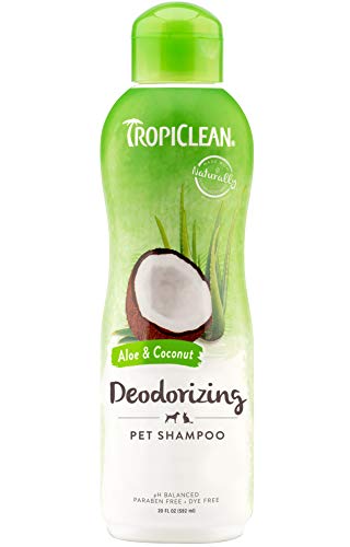 Shampooing Tropiclean Aloe et noix de coco, shampooing désodorisant pour les chiens et les chats, l'équilibrage de l'humidité et l'élimination des odeurs, 20 oz.