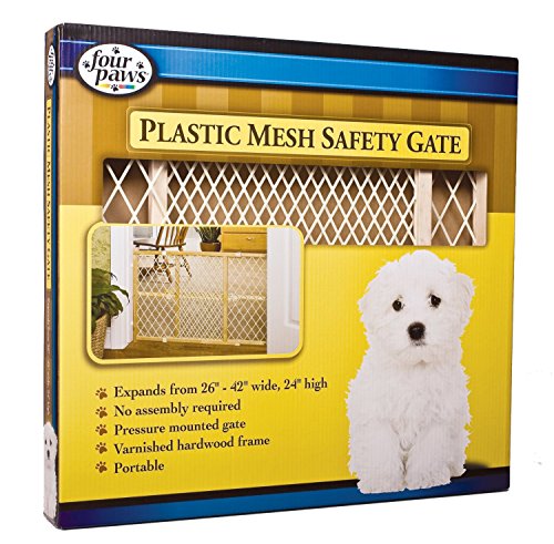 Four Paws 57130 Wood Frame with Plastic Mesh